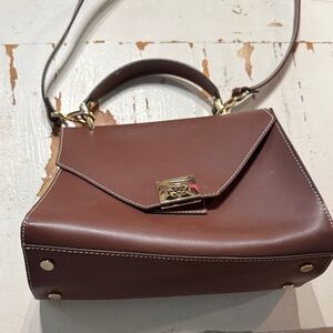 Elegant Brown Leather Handbag